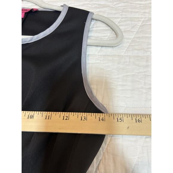Betsey Johnson Women's Tennis Dress Black Zip Front Size 2 White Trim A-Line - Picture 3 of 6